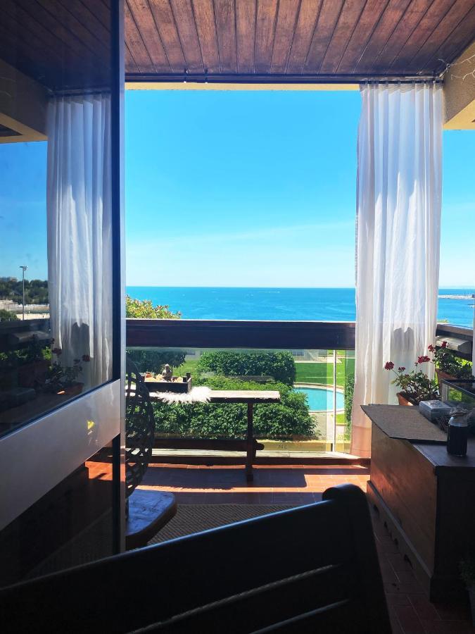 Amazing Private Room In Apartment With Sea Beach View - Pool - Park - Private Condominium - Access To The Beach Oeiras Eksteriør billede